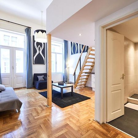 Large Apartment For Groups City Center Dist. VII Budapest Extérieur photo
