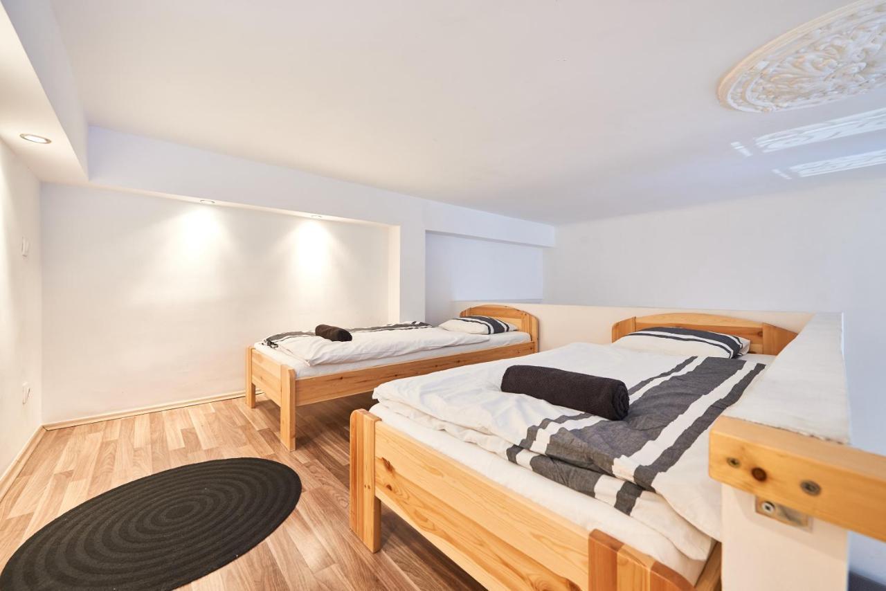 Large Apartment For Groups City Center Dist. VII Budapest Extérieur photo