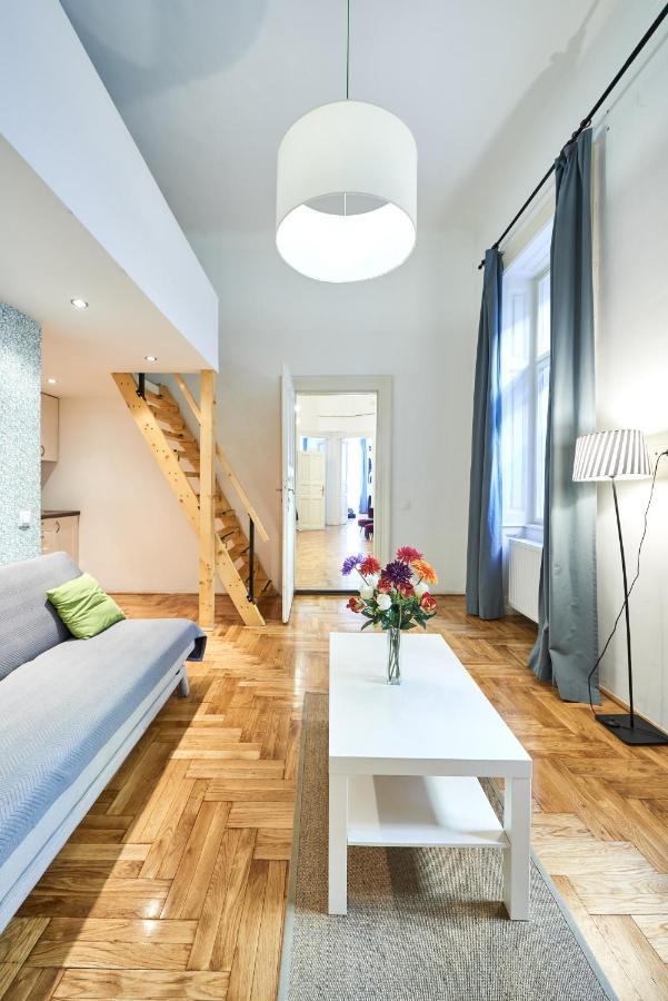Large Apartment For Groups City Center Dist. VII Budapest Extérieur photo