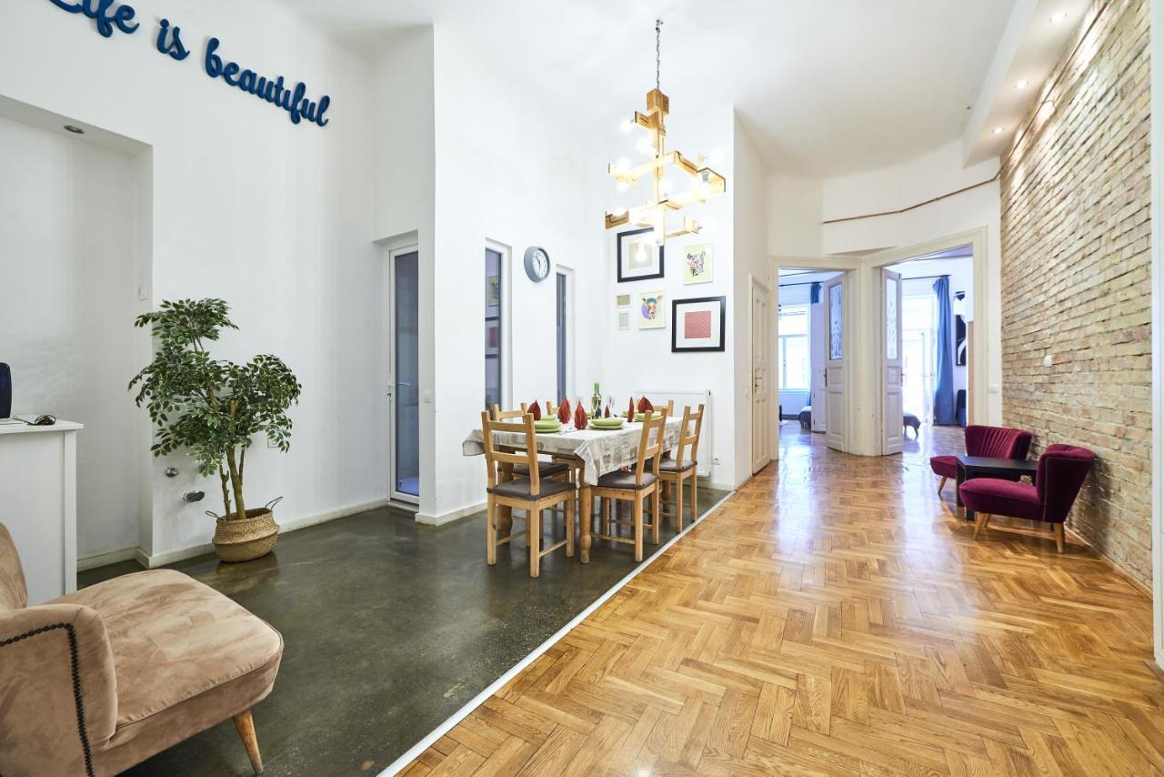 Large Apartment For Groups City Center Dist. VII Budapest Extérieur photo